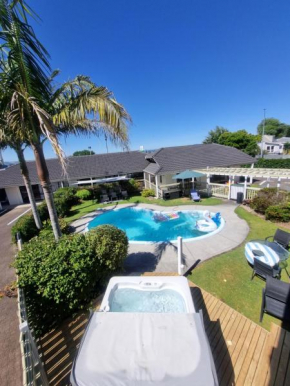 Summit Motor Lodge, Tauranga